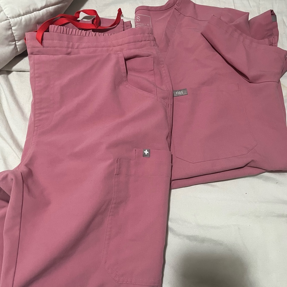Pink figs set